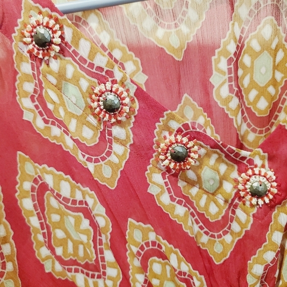 NEW YORK & COMPANY light weight tunic top size M - Picture 4 of 10